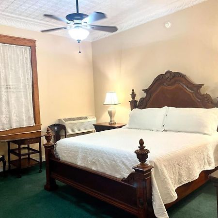 The Eastland Historic Hotel- Imperial Room Exteriör bild